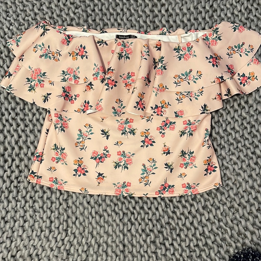 Never worn off the shoulder plus size shirt